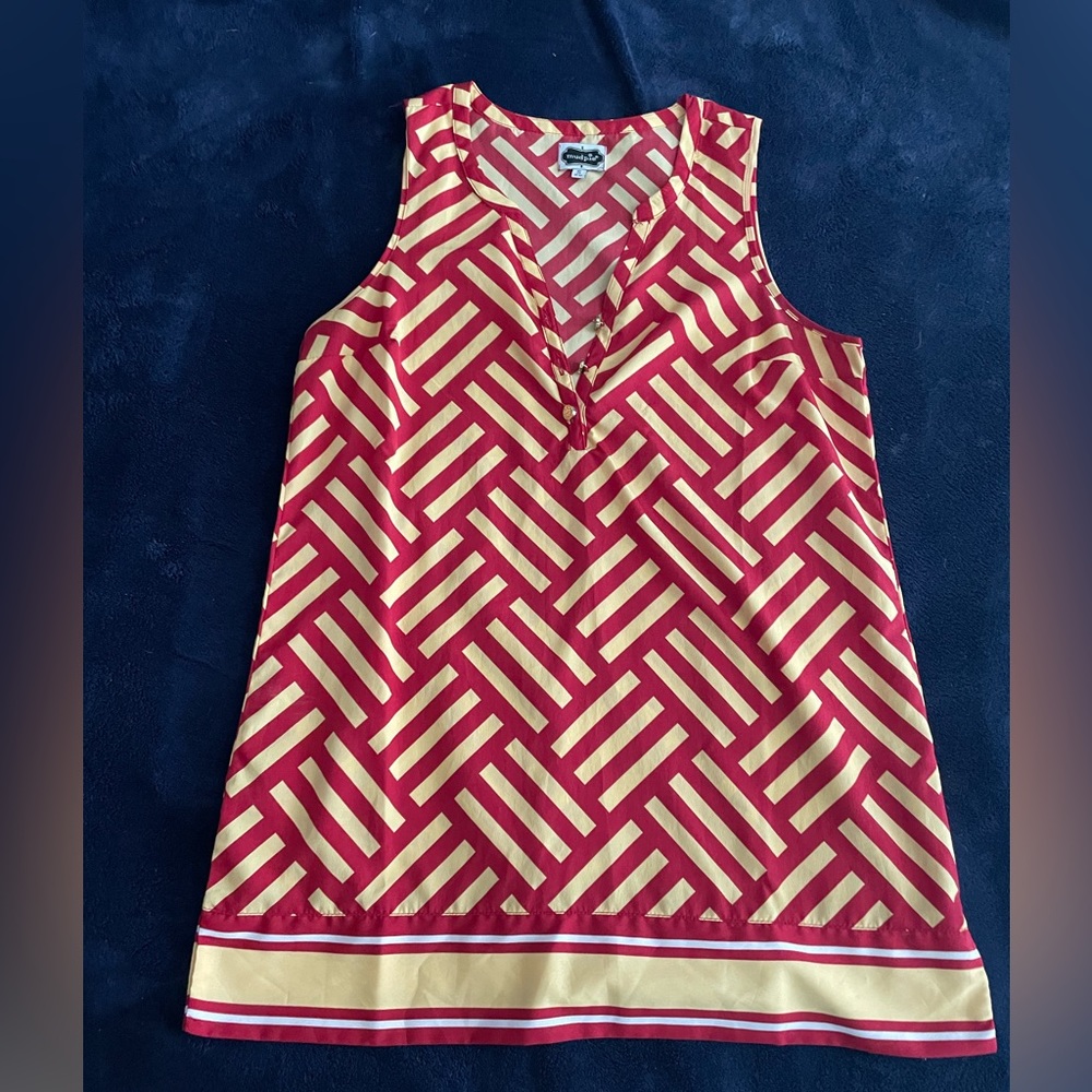 Mudpie Garnet and Gold Tank